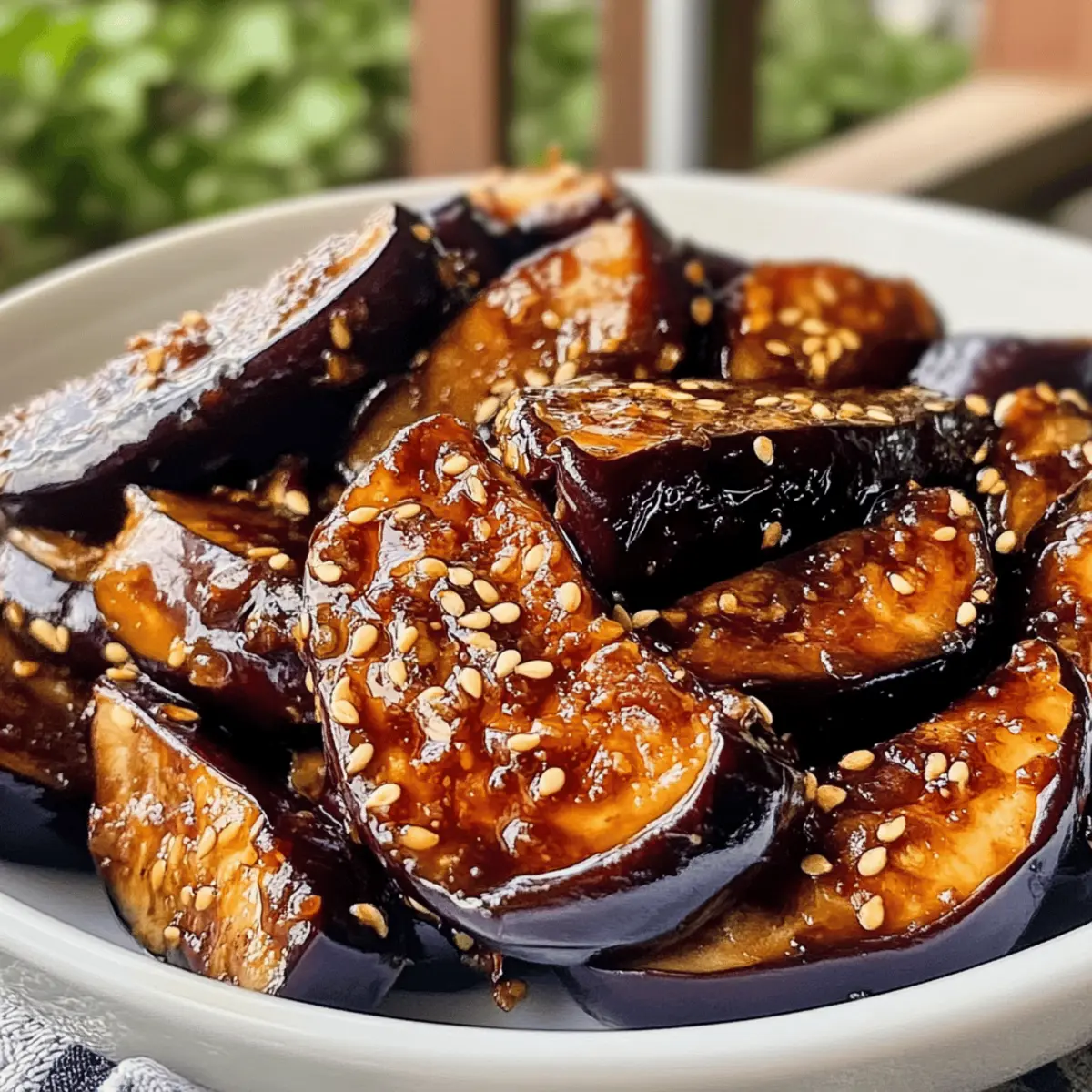 Der Ausgang: Klebrige Knoblauch-Aubergine ganz leicht